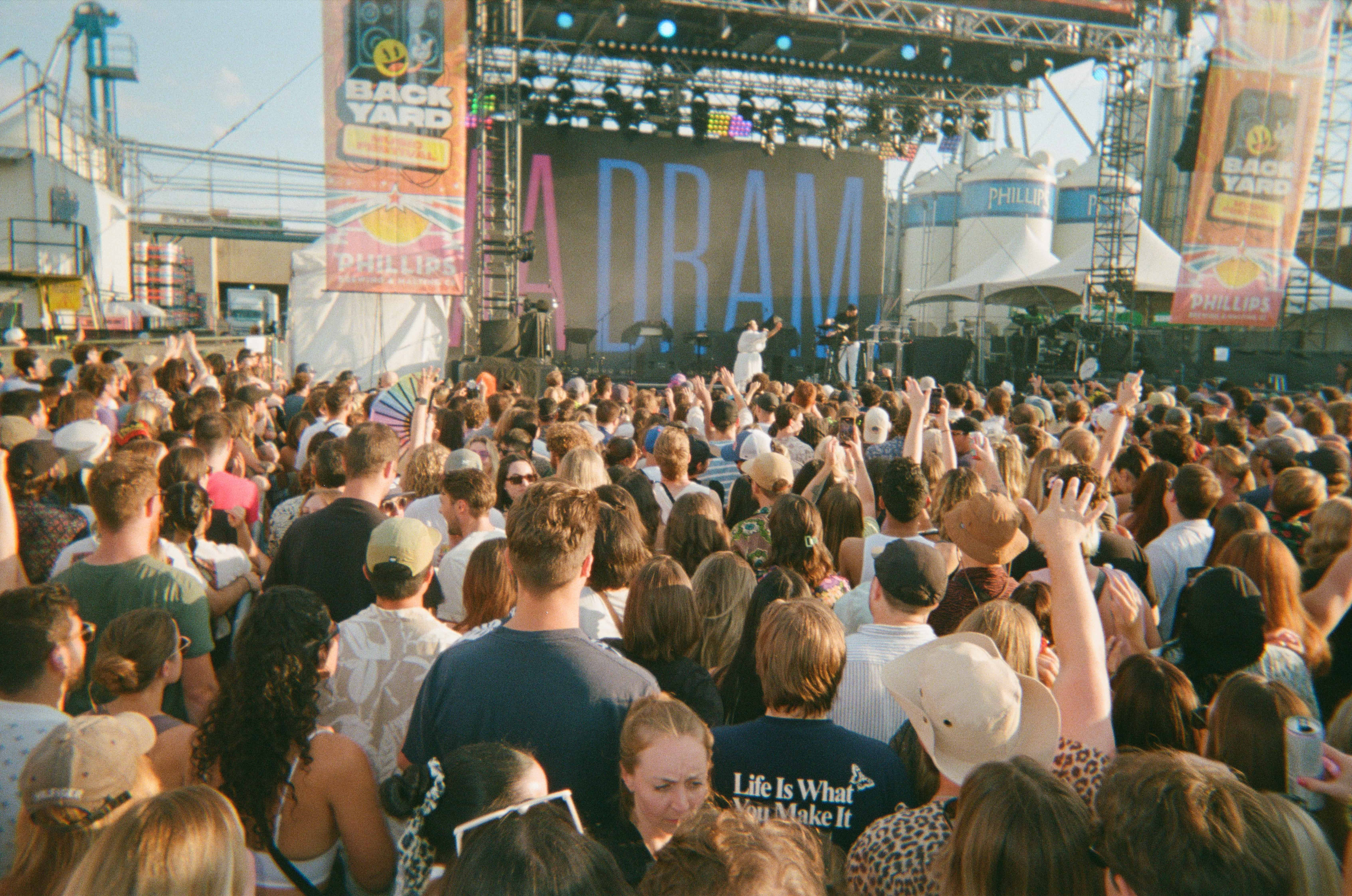 Live music and concert in Victoria, BC — find gigs, shows and events on LampPost