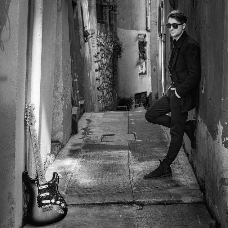  Brett Smith-Daniels with Very Special Guests at McPherson Playhouse